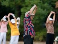 Гимнастика для пожилых людей: лучшие упражнения при различных заболеваниях Комплекс упражнений для пожилых людей